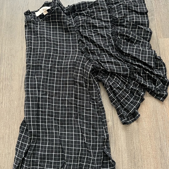 Loft Flutter Blouse - Picture 1 of 6